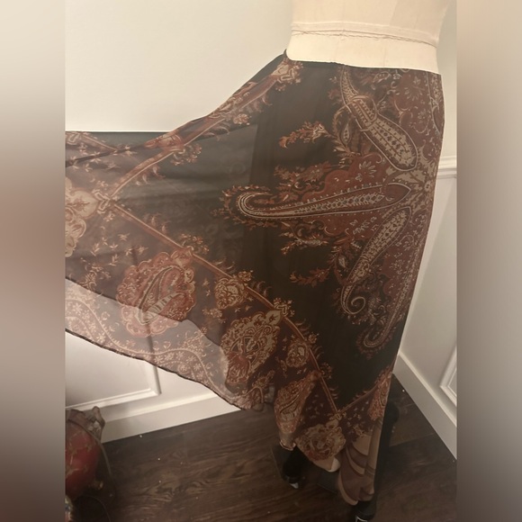 Ralph Lauren asymmetrical, paisley silk skirt - Picture 3 of 6